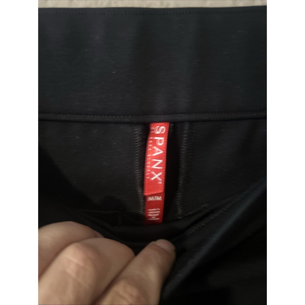 Spanx Women's Stretch Pull On Pants Ankle Slit Faux Pockets Black Size Medium - Picture 2 of 4